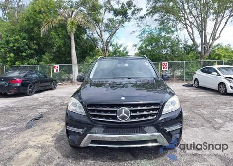 2013 Mercedes-Benz Ml 550 4Matic z USA, uszkodzony, nr VIN 4JGDA7DB9DA099707